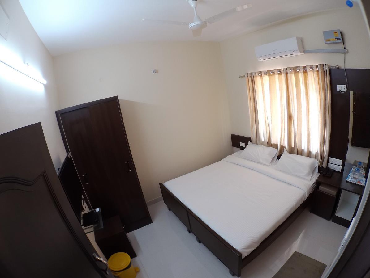 Sr Residency Hotell Tiruchirappalli Eksteriør bilde